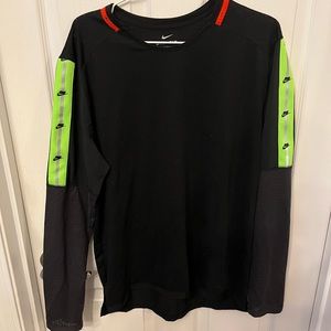 Nike Sport Clash Training Shirt